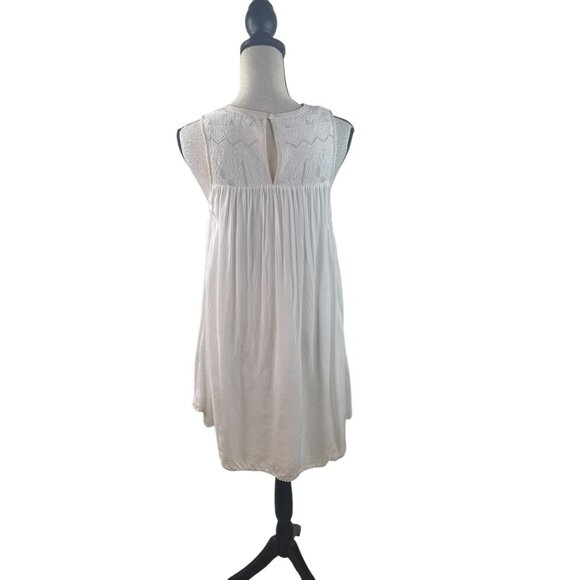 Wilfred White Sleeveless Embroidered Dress XS Lightweight Cotton - Picture 4 of 10